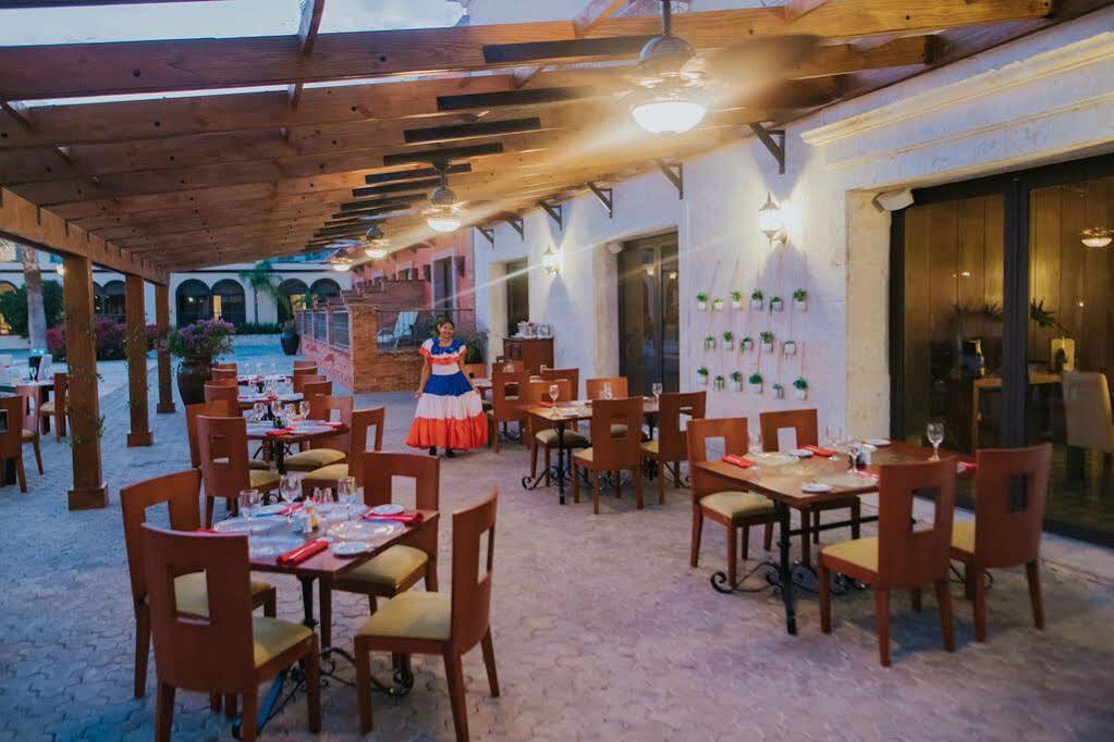 Ancora Cap Cana & Marina Suites Resort Пунта Кана Екстериор снимка