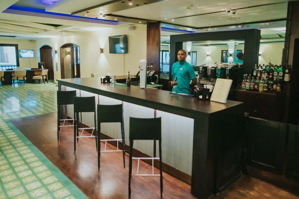 Ancora Cap Cana & Marina Suites Resort Пунта Кана Екстериор снимка