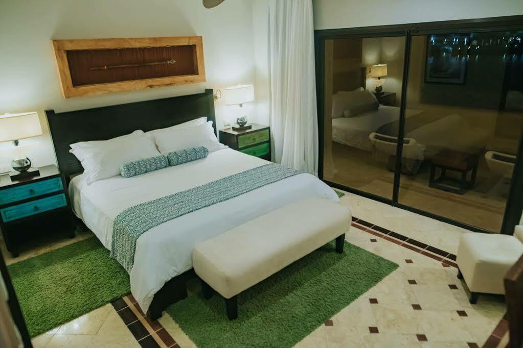 Ancora Cap Cana & Marina Suites Resort Пунта Кана Екстериор снимка