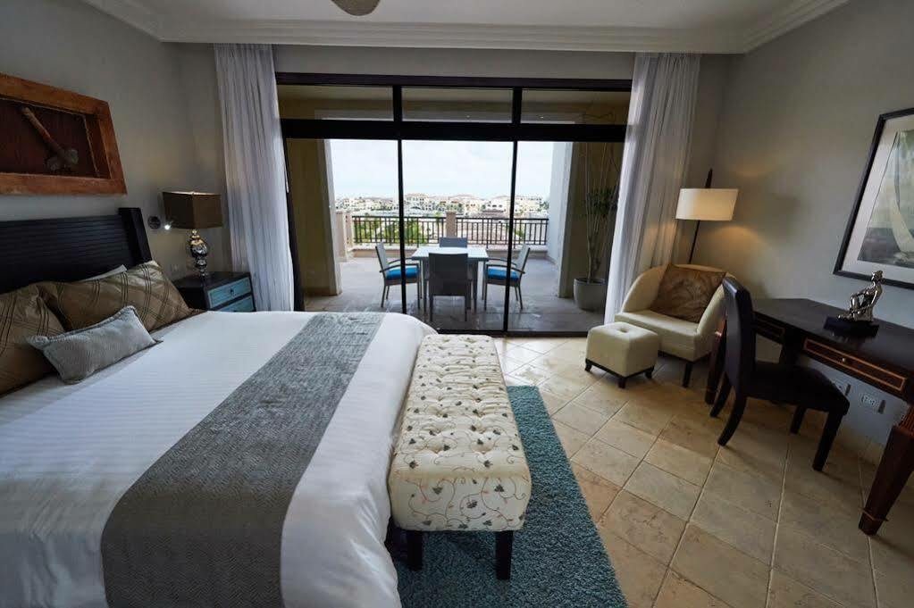 Ancora Cap Cana & Marina Suites Resort Пунта Кана Екстериор снимка