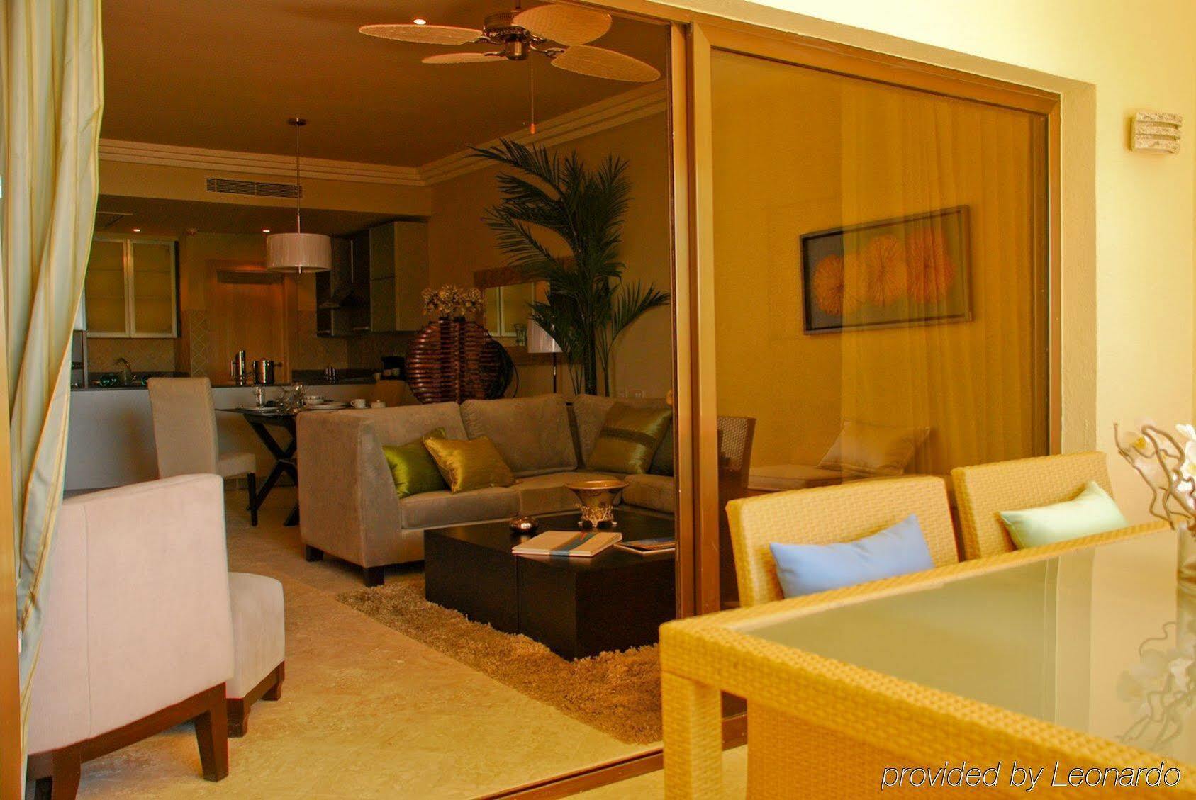 Ancora Cap Cana & Marina Suites Resort Пунта Кана Екстериор снимка